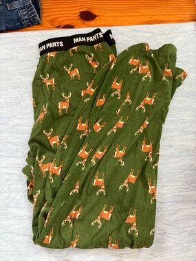 Man Pants Green Deer Print Lounge Pants